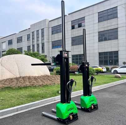 1.3m/1.6m Lift Height Portable Self Lifting Loading Stacker Truck for Electric Forklift